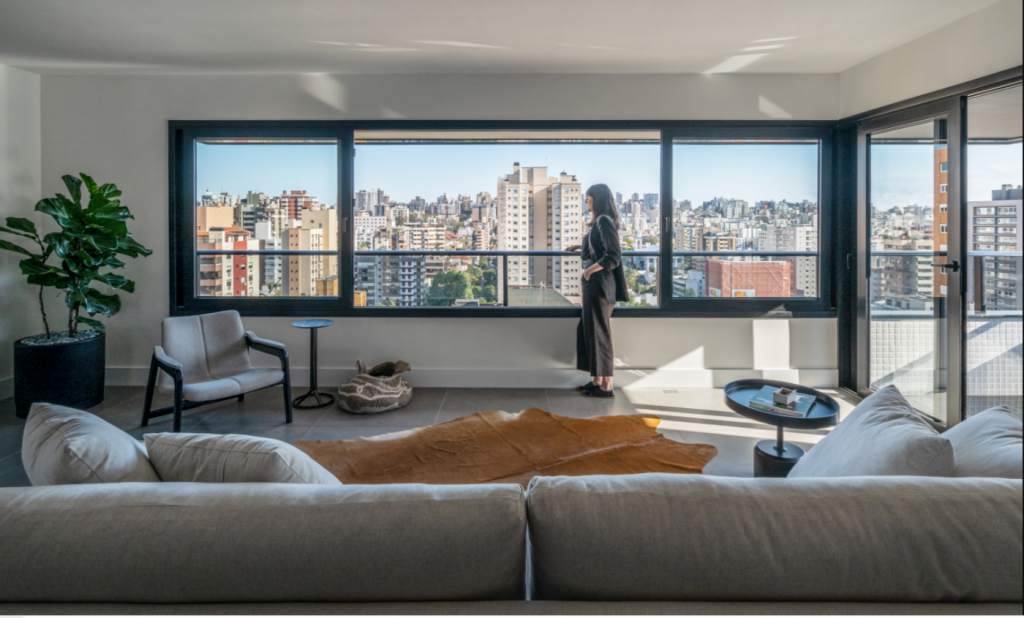 Apartamento ambientado, empreendimento Lord em Porto Alegre - RS. Vista aberta; amplitude; vista panorâmica.
